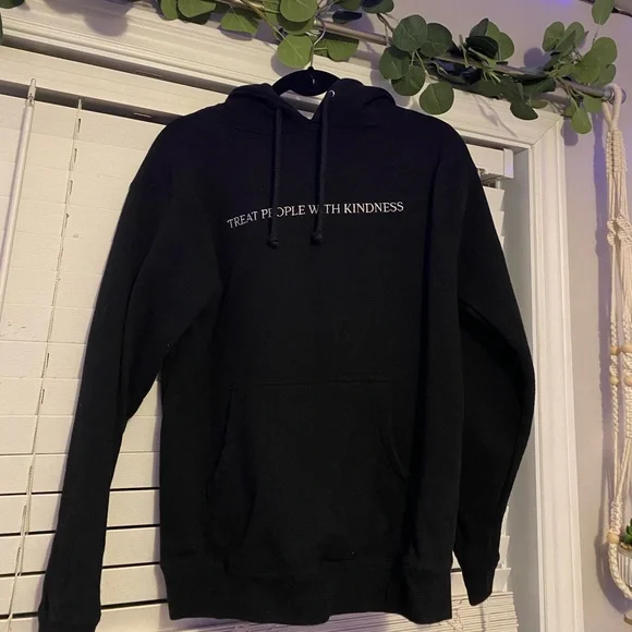 Harry Styles Official Store Shirts Black Treat People With